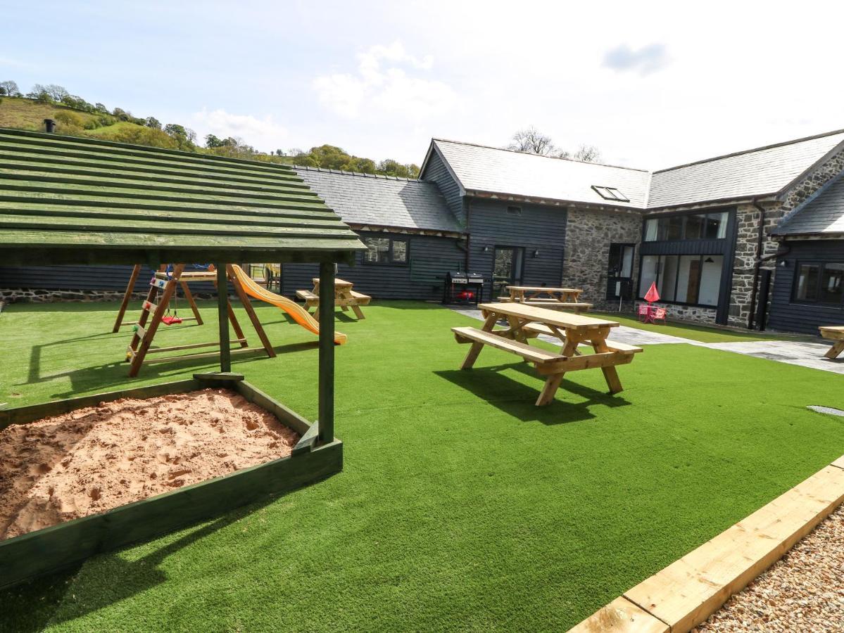 Villa Y Beudy The Dairy Oswestry Exterior foto